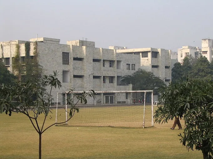 Top 10 Schools in Delhi NCR 9 The Mother's International School, New Delhi